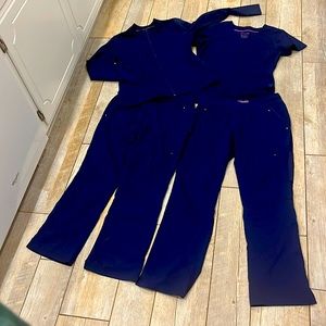 Healing Hands Purple Label Yoga Scrubs set Med in Navy Blue